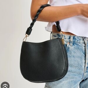 Moda Luxe Glamique Crossbody